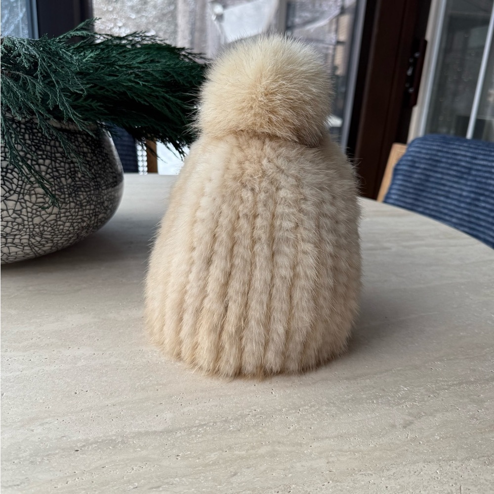 White Cream Genuine Mink Fur Hat with Fox Fur Pom-Pom **never worn**